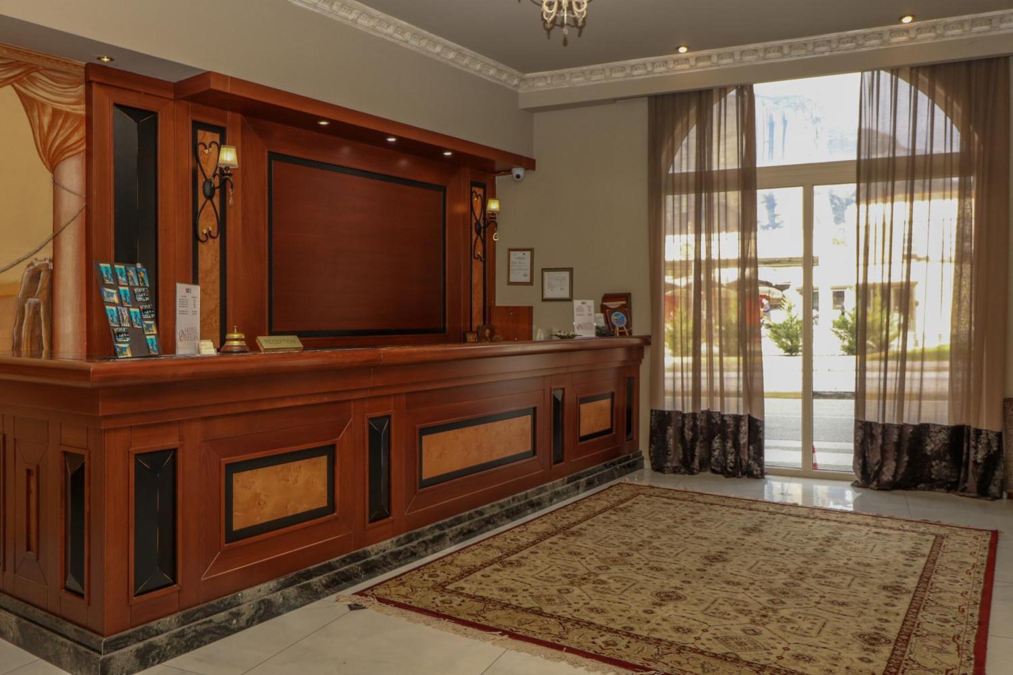 Hotel Orfeas Kalampáka Ngoại thất bức ảnh