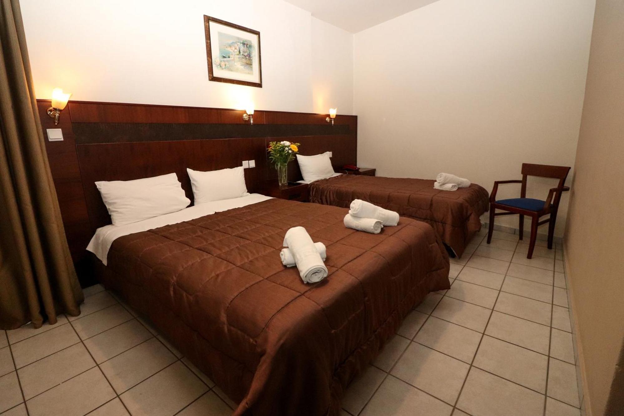 Hotel Orfeas Kalampáka Ngoại thất bức ảnh