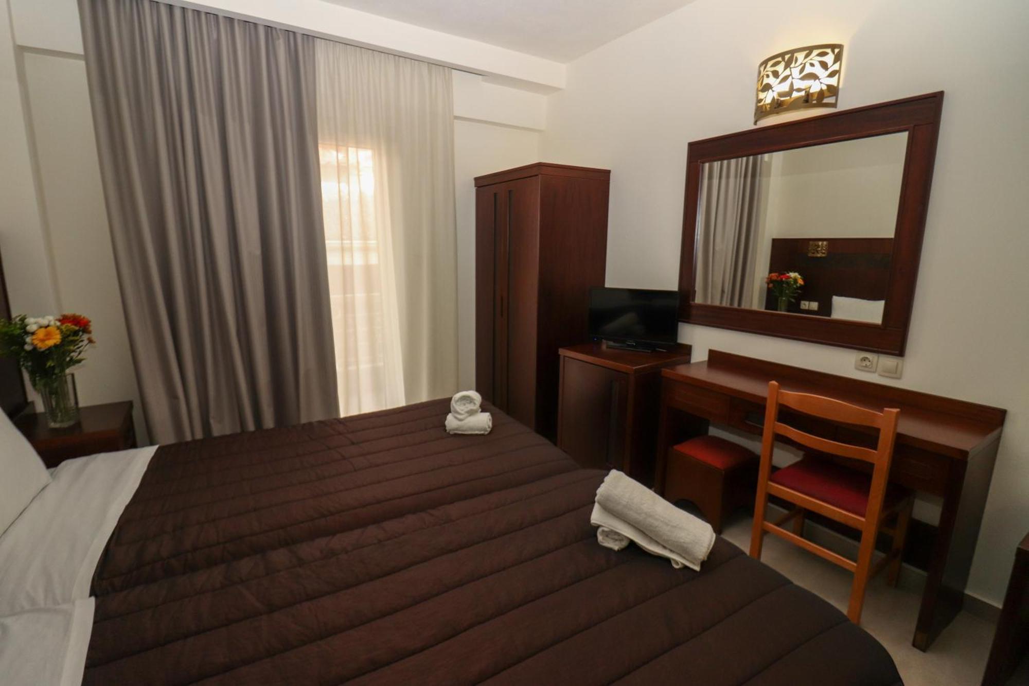 Hotel Orfeas Kalampáka Ngoại thất bức ảnh