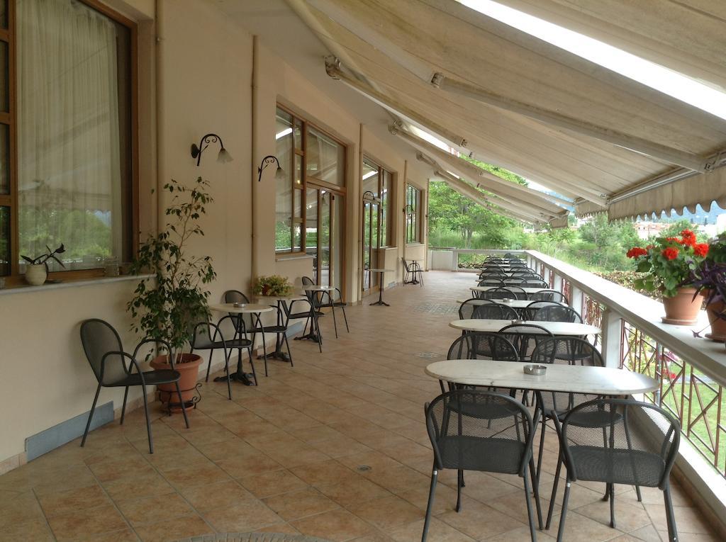 Hotel Orfeas Kalampáka Ngoại thất bức ảnh
