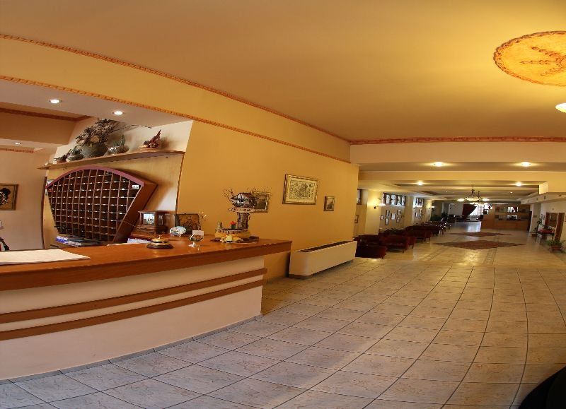 Hotel Orfeas Kalampáka Ngoại thất bức ảnh