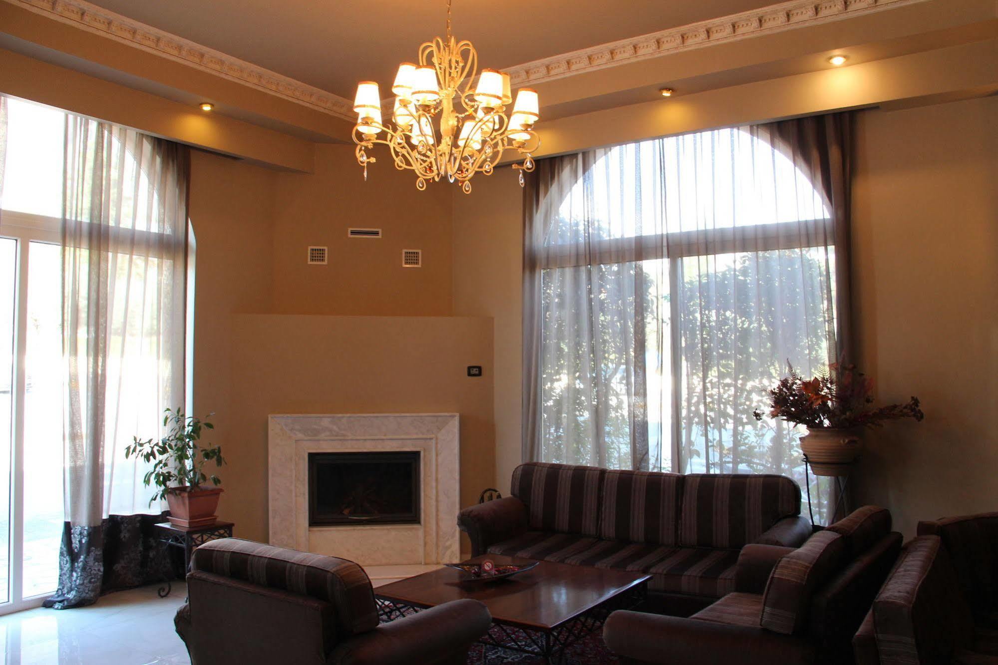 Hotel Orfeas Kalampáka Ngoại thất bức ảnh