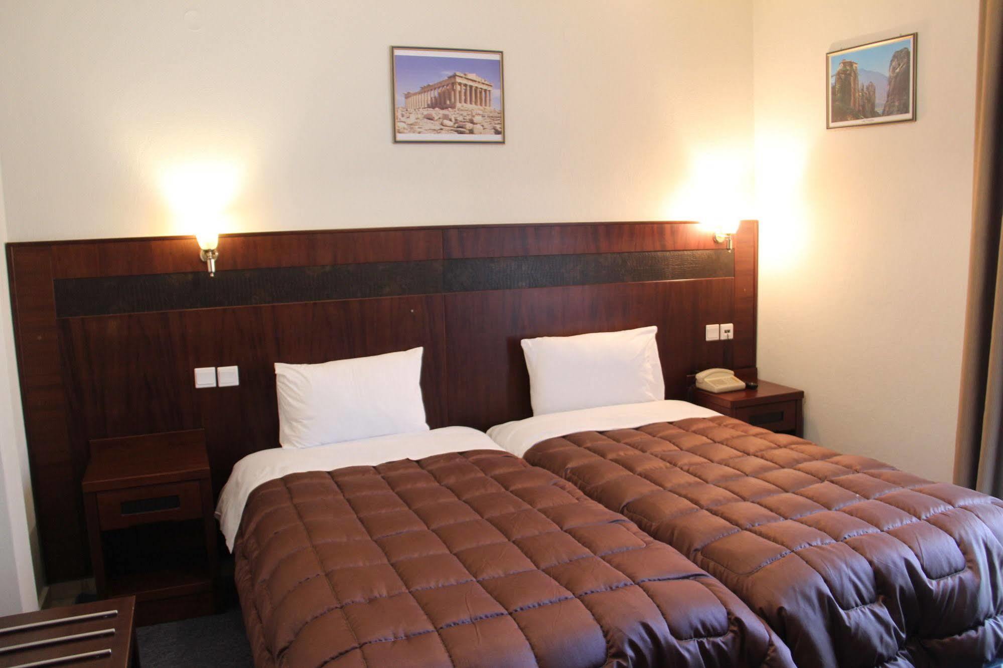 Hotel Orfeas Kalampáka Ngoại thất bức ảnh