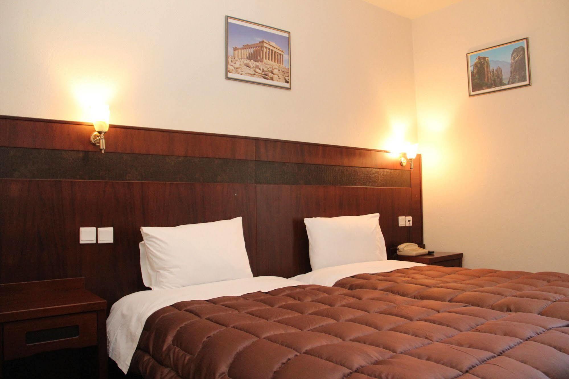 Hotel Orfeas Kalampáka Ngoại thất bức ảnh